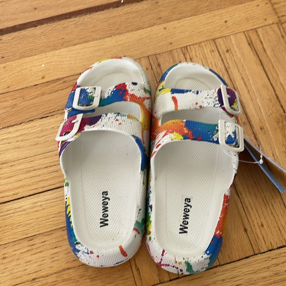 Womens Colorful Sandals - Picture 4 of 6